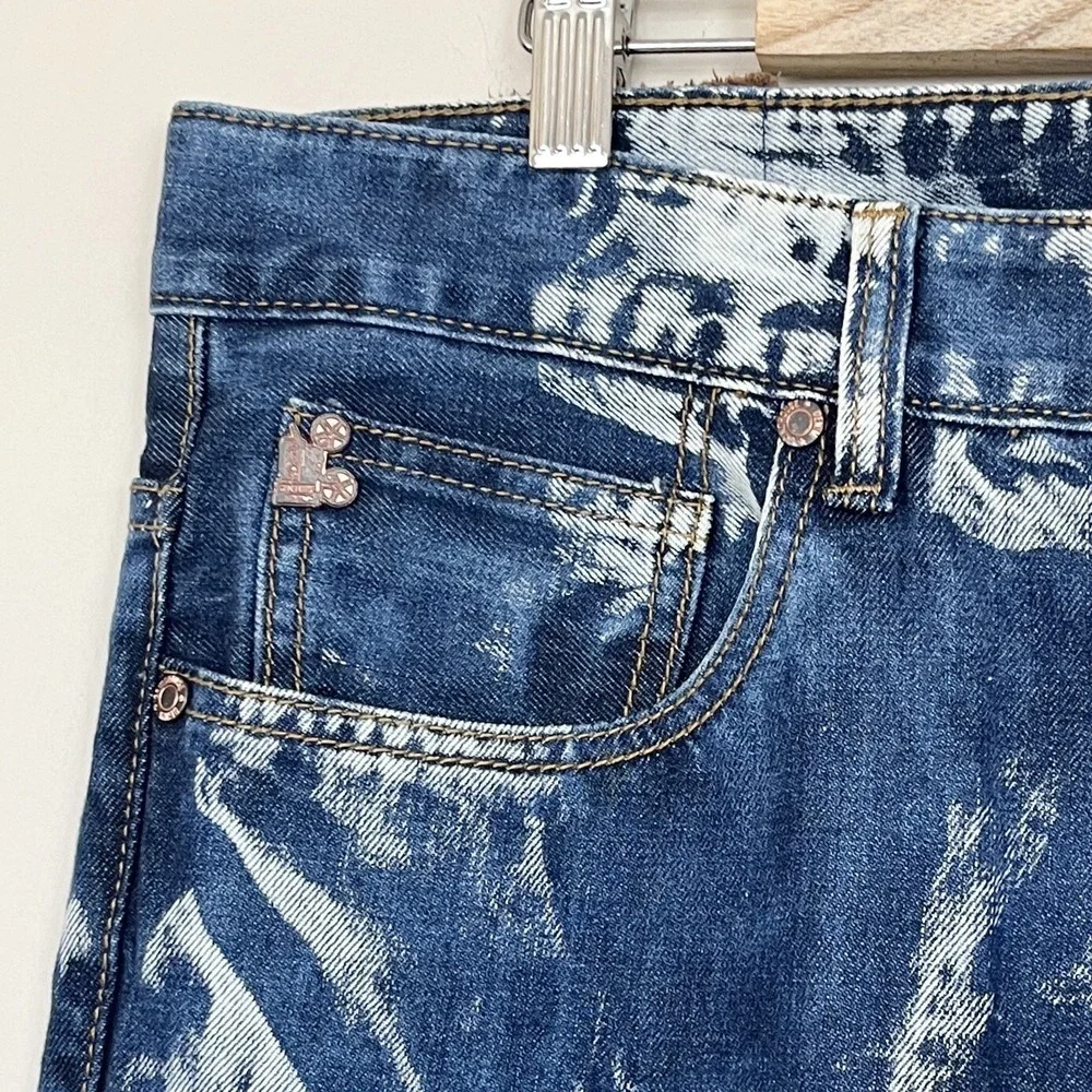 Grindhouse Jeans Dark Blue Acid Wash Relaxed Straight Moto Measures 38x32 **